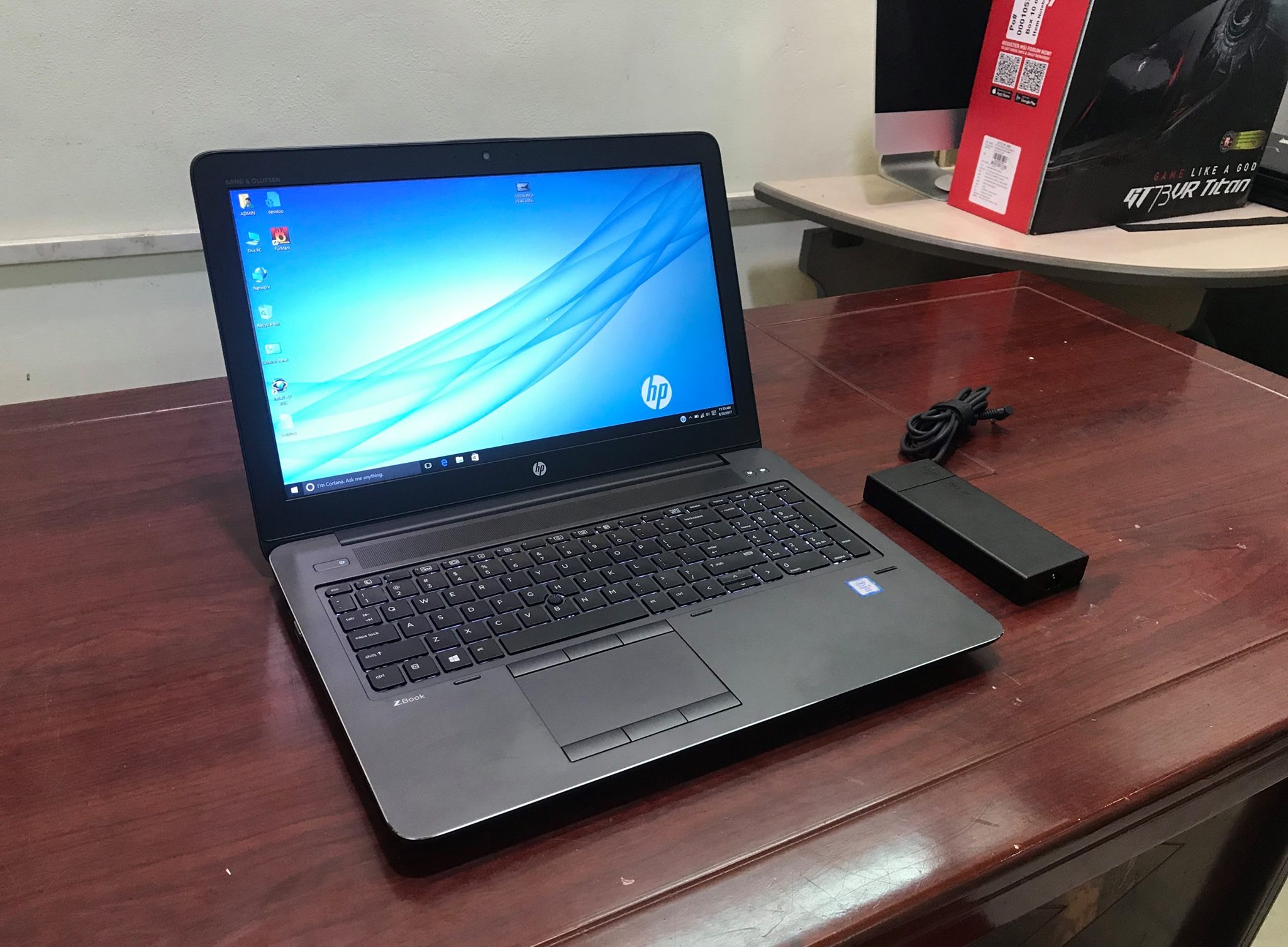 Laptop Hp Zbook 15  G3-123.JPG